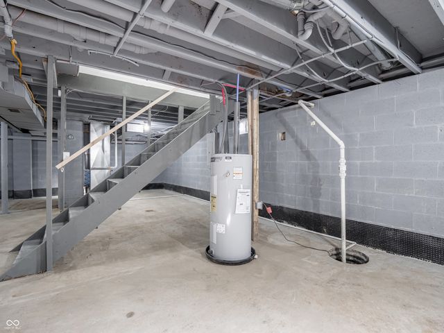 7807 E 71st Street, Indianapolis, IN 46256