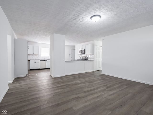 7807 E 71st Street, Indianapolis, IN 46256