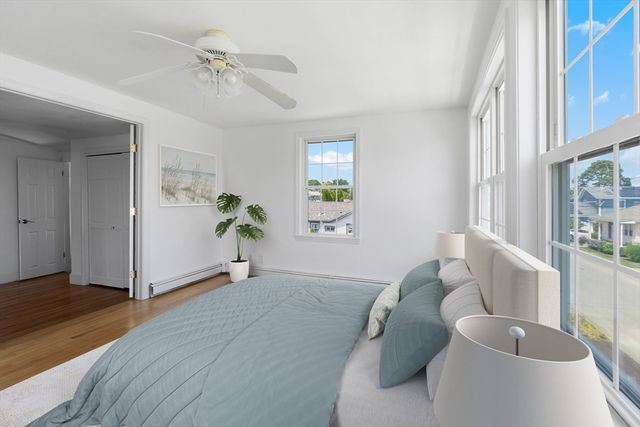 29 Aquidneck Ave, Portsmouth, RI 02871