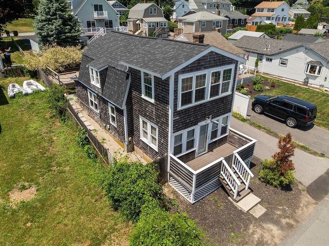 29 Aquidneck Ave, Portsmouth, RI 02871