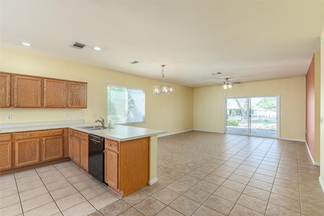 516 Texas DR, Georgetown, TX 78633