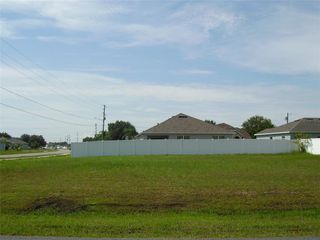800 CARROUSEL LANE, Kissimmee, FL 34759