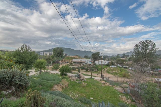26460 Dale, Hemet, CA 92545