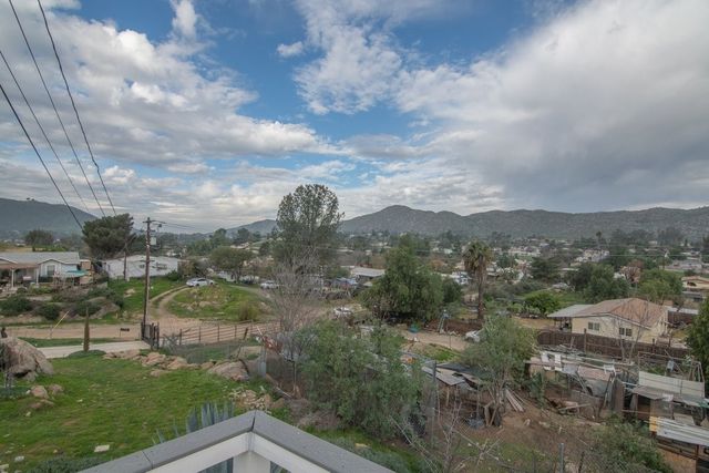 26460 Dale, Hemet, CA 92545