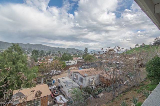 26460 Dale, Hemet, CA 92545