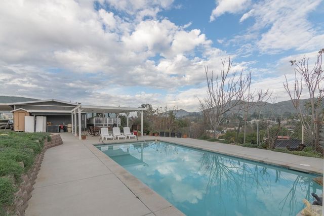 26460 Dale, Hemet, CA 92545