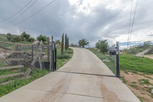 26460 Dale, Hemet, CA 92545
