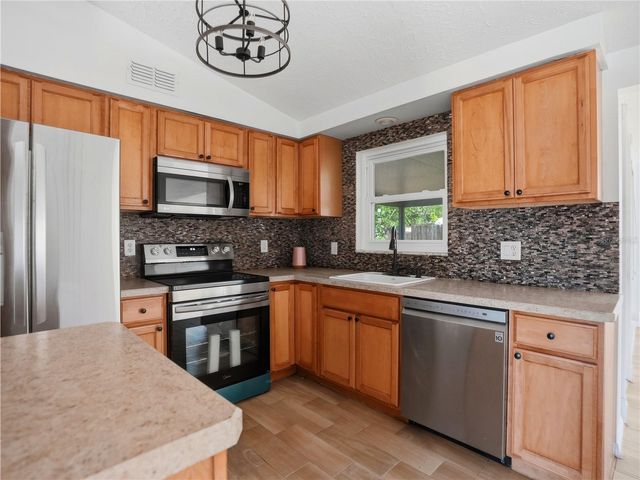 6743 LARCHMONT AVENUE, New Port Richey, FL 34653