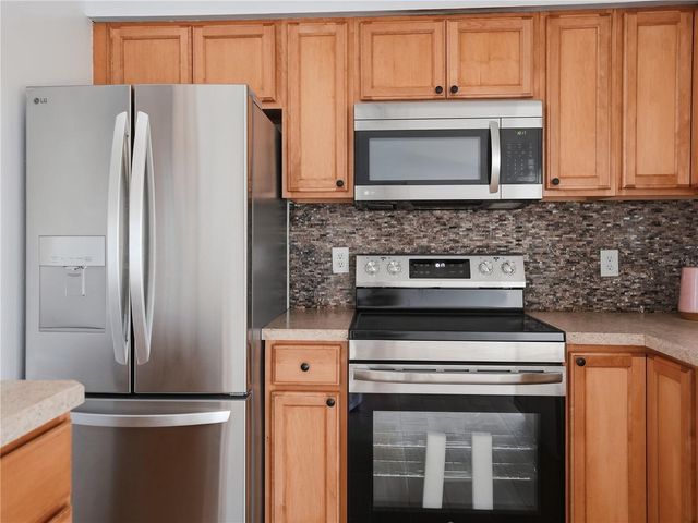 6743 LARCHMONT AVENUE, New Port Richey, FL 34653