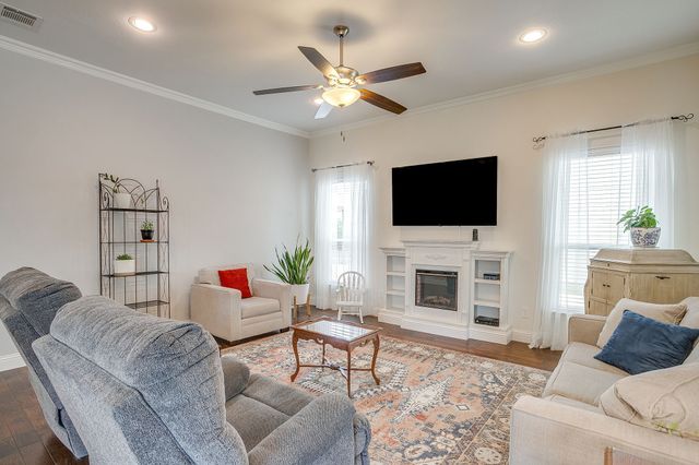 500 Heritage Trail, Burleson, TX 76028