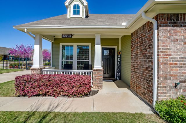 500 Heritage Trail, Burleson, TX 76028