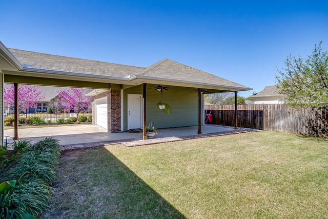 500 Heritage Trail, Burleson, TX 76028
