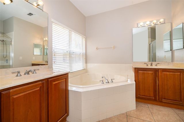 6825 DOLCE STREET, Orlando, FL 32819