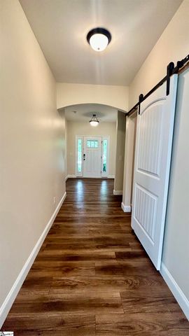 382 W Darby Road, Greenville, SC 29609