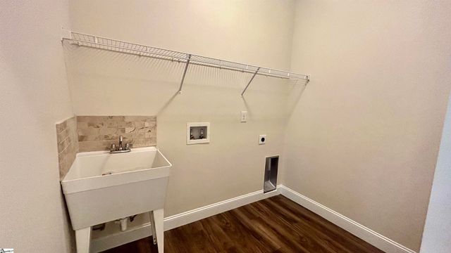 382 W Darby Road, Greenville, SC 29609