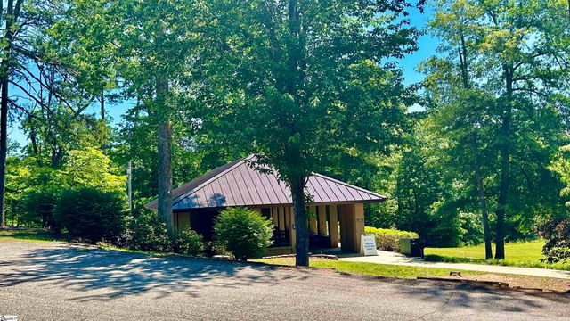 382 W Darby Road, Greenville, SC 29609