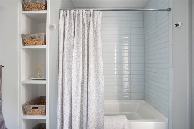 169 Ruggles Avenue, Newport, RI 02840