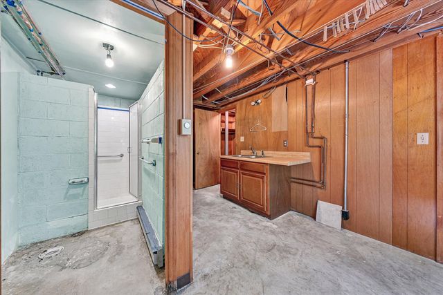 4506 Rosecrest RD, Roanoke, VA 24018