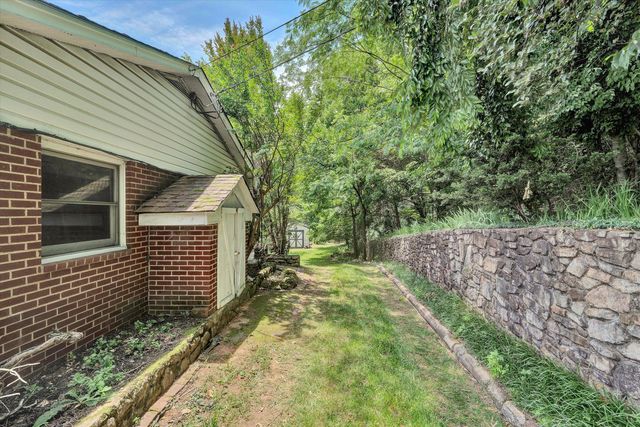 4506 Rosecrest RD, Roanoke, VA 24018
