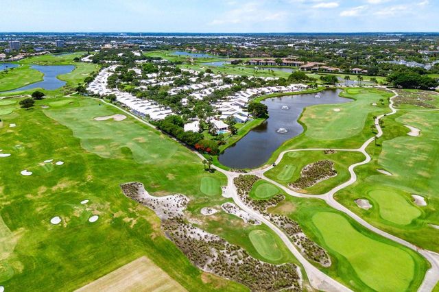 2860 Wilderness Rd, West Palm Beach, FL 33409