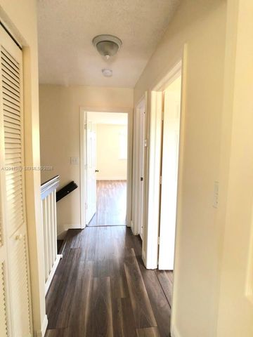 16604 SW 97th St 16604, Miami, FL 33196