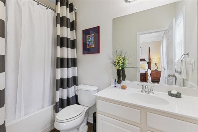 1751 Breyerton Drive 22, Atlanta, GA 30329