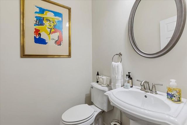 1751 Breyerton Drive 22, Atlanta, GA 30329