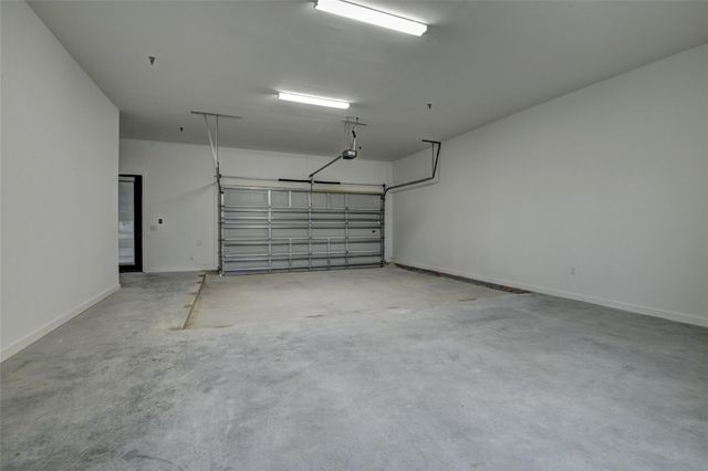 6400 Washington St Avenue 103, Houston, TX 77007