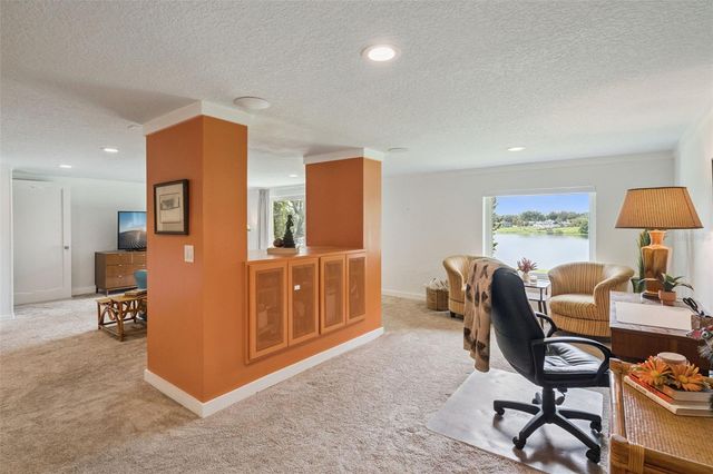 2422 TOPPING PLACE, Eustis, FL 32726