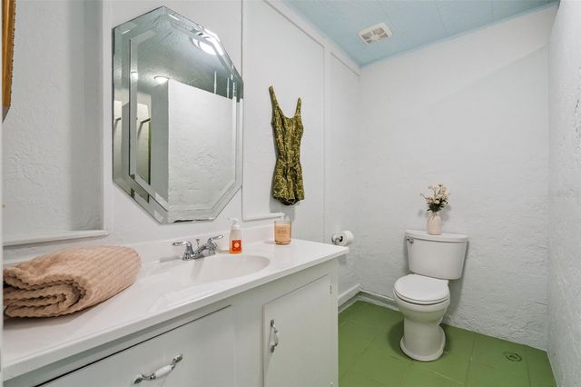 2422 TOPPING PLACE, Eustis, FL 32726
