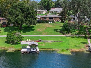 2422 TOPPING PLACE, Eustis, FL 32726