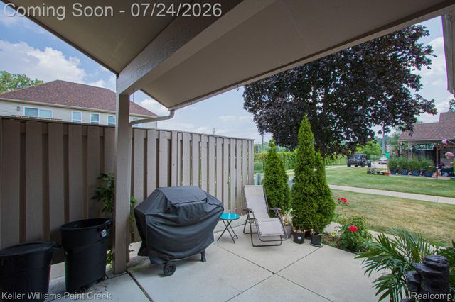 36028 Saint Ives Court, Clinton Charter Township, MI 48035