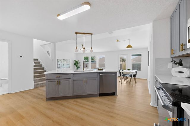 7306 Concerto Drive, San Antonio, TX 78266