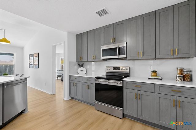7306 Concerto Drive, San Antonio, TX 78266