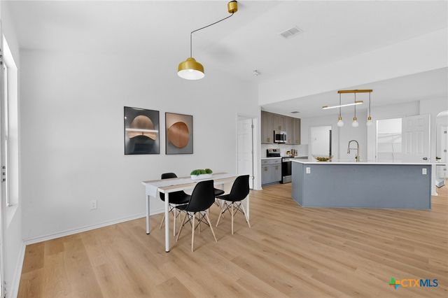 7306 Concerto Drive, San Antonio, TX 78266