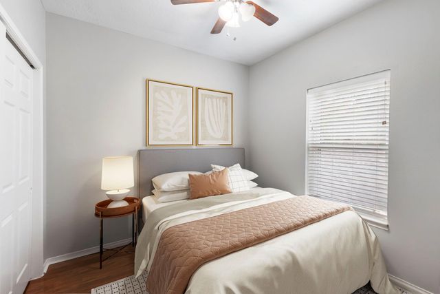 6827 Hollow Hearth Drive, Houston, TX 77084