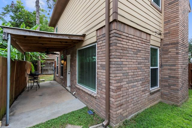 6827 Hollow Hearth Drive, Houston, TX 77084