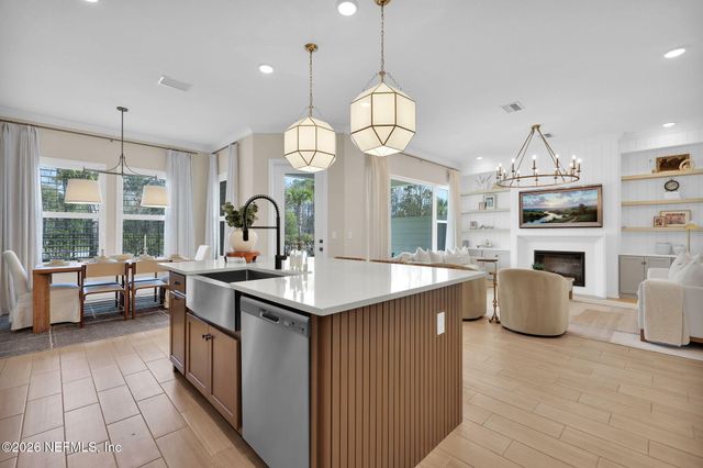 28 SOMERVILLE Drive, Ponte Vedra, FL 32081