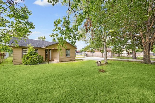 3229 Persimmon Street, Houston, TX 77093