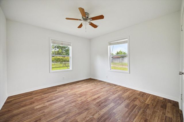 3229 Persimmon Street, Houston, TX 77093