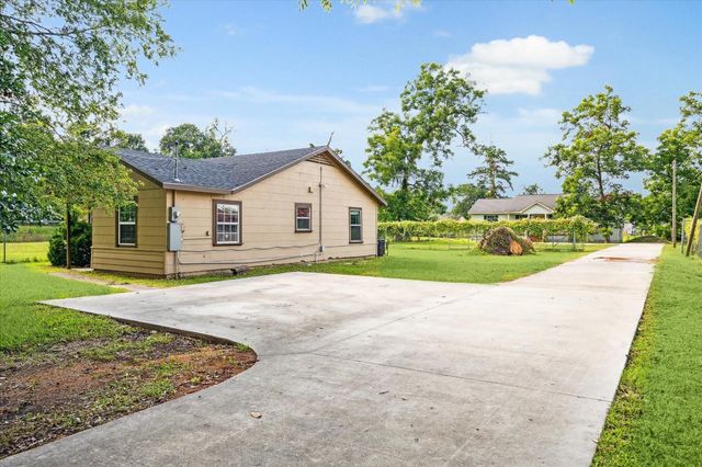 3229 Persimmon Street, Houston, TX 77093