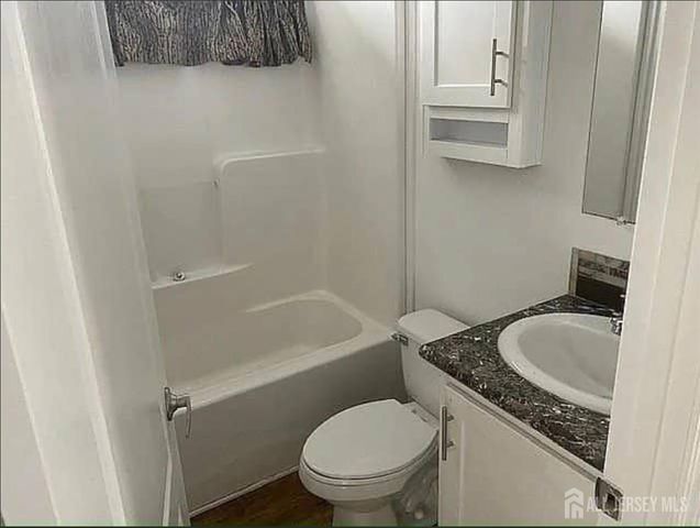 62 Freddie Avenue, Avenel, NJ 07001