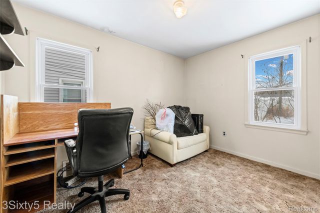 24844 Notre Dame Street, Dearborn, MI 48124