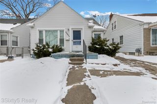 24844 Notre Dame Street, Dearborn, MI 48124