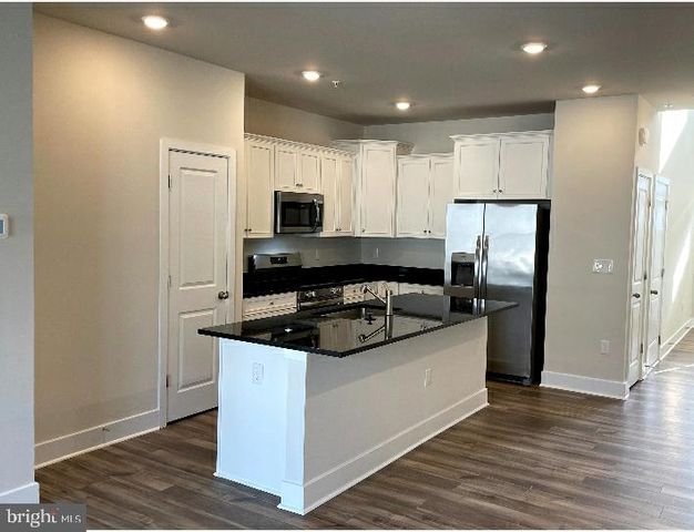10588 GREAT BASIN PL, White Plains, MD 20695