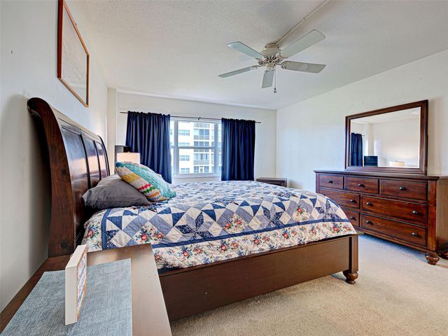 244 SAINT AUGUSTINE AVENUE 204, Venice, FL 34285