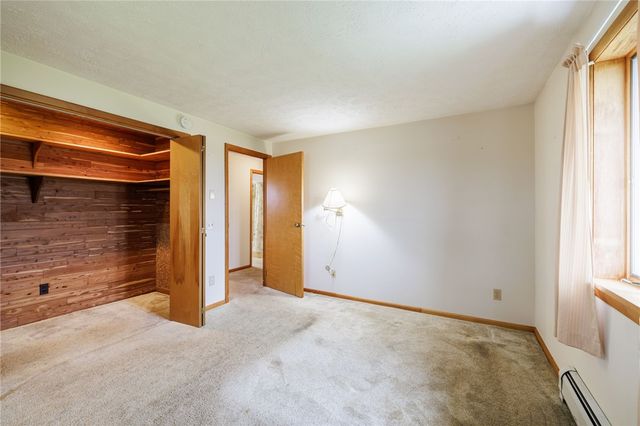 16475 Woodchuck Aly, Kendall, NY 14476