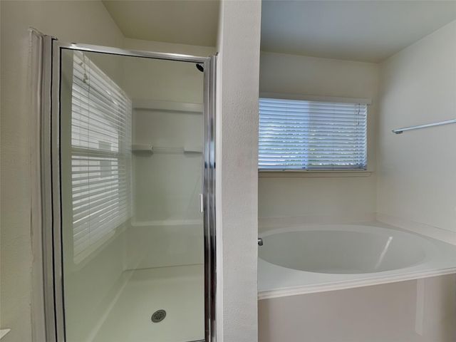 26880 Haileys Manor, Kingwood, TX 77339