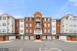 9712 HANDERSON PL #UNIT 203, Manassas Park, VA 20111
