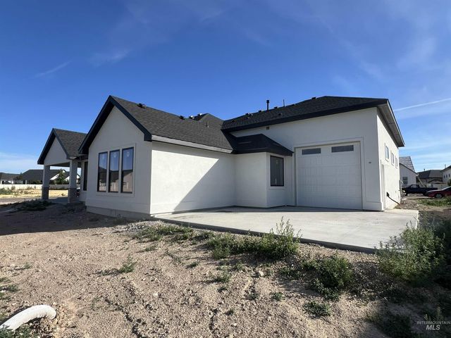 L16 B1 E Midberry Ct, Nampa, ID 83687
